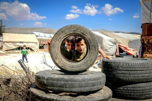Réfugiés Vietnamiens Faits de Lutte et de Résilience